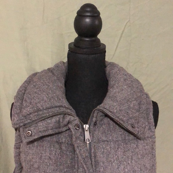 Puffy vest - Picture 2 of 7